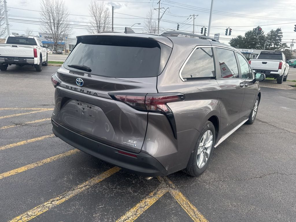 2024 Toyota Sienna XLE 7 Passenger