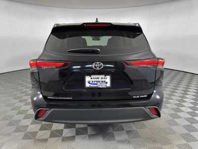 2025 Toyota Highlander XLE