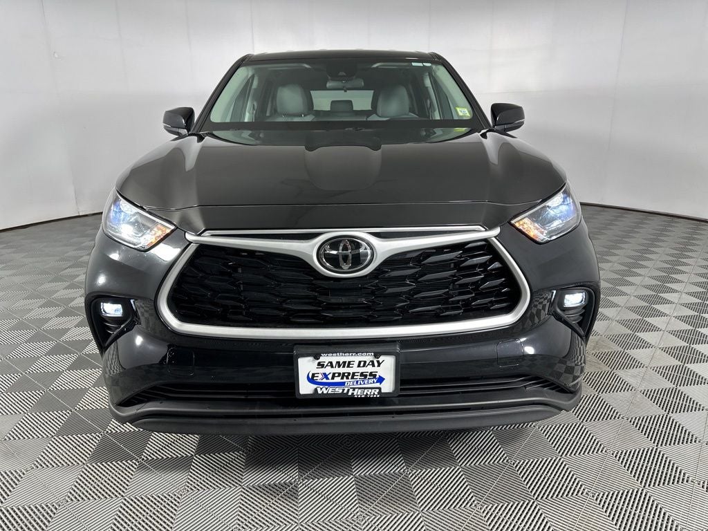 2023 Toyota Highlander LE