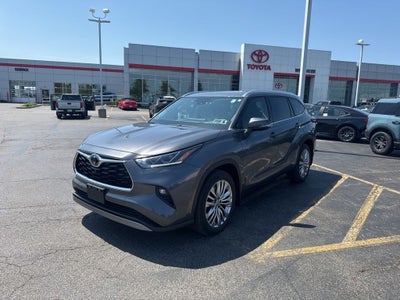 2023 Toyota Highlander Platinum