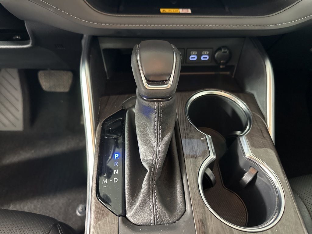 2025 Toyota Highlander Platinum