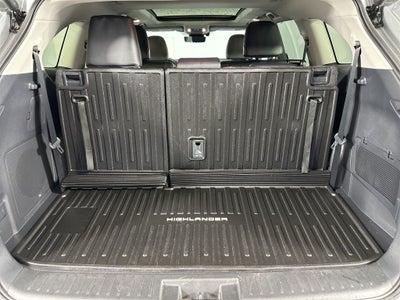 2025 Toyota Highlander Platinum