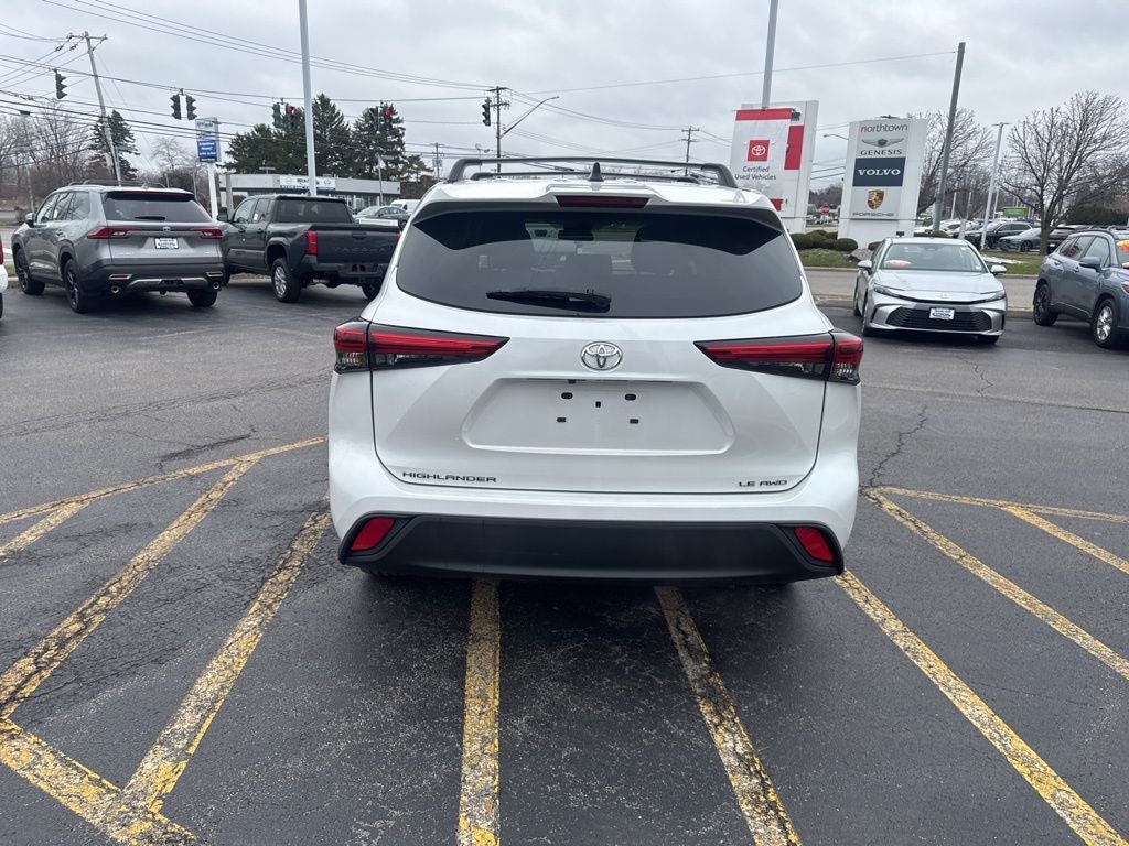 2023 Toyota Highlander LE