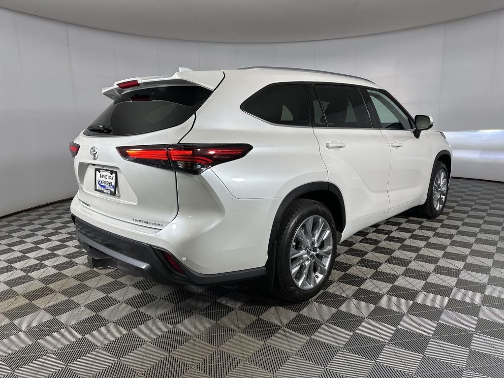 2024 Toyota Highlander Limited