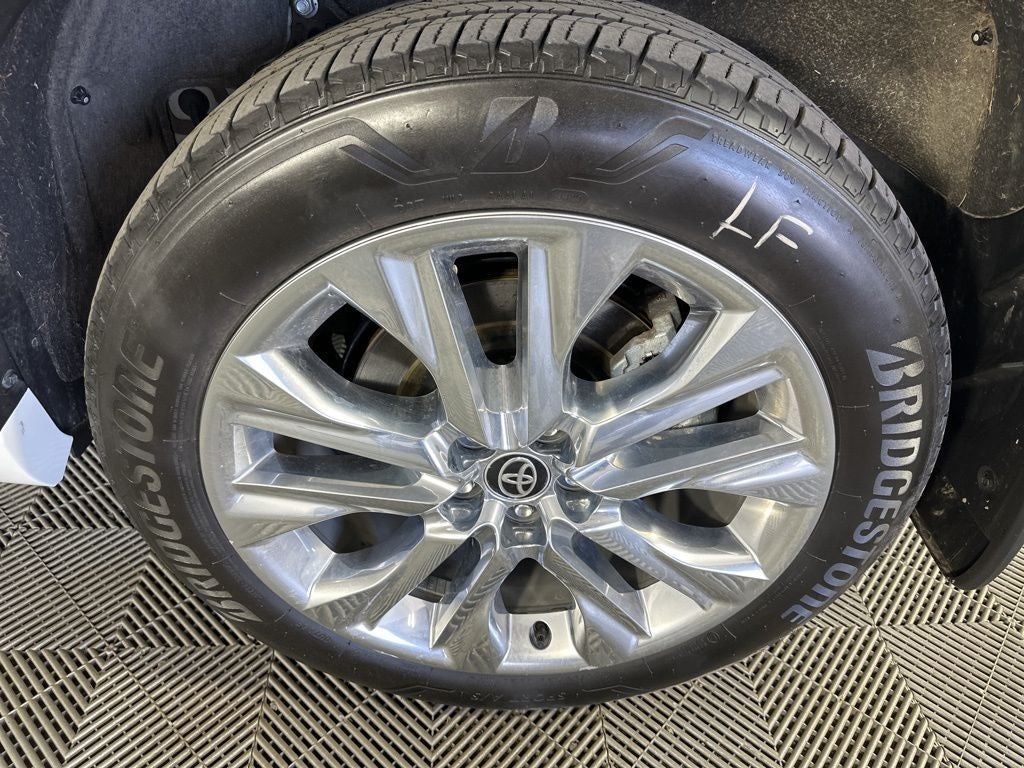 2026 Toyota Highlander Hybrid Limited