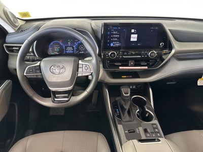 2026 Toyota Highlander Hybrid Limited