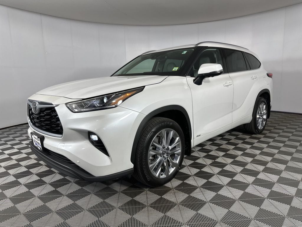 2026 Toyota Highlander Hybrid Limited