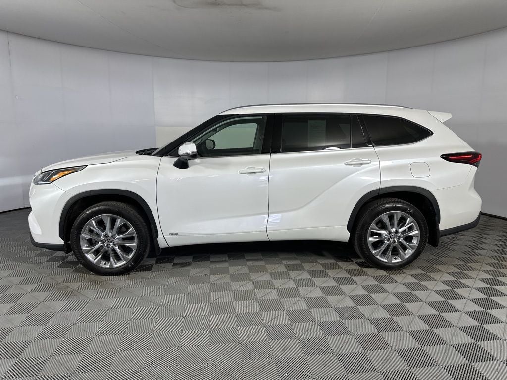2026 Toyota Highlander Hybrid Limited