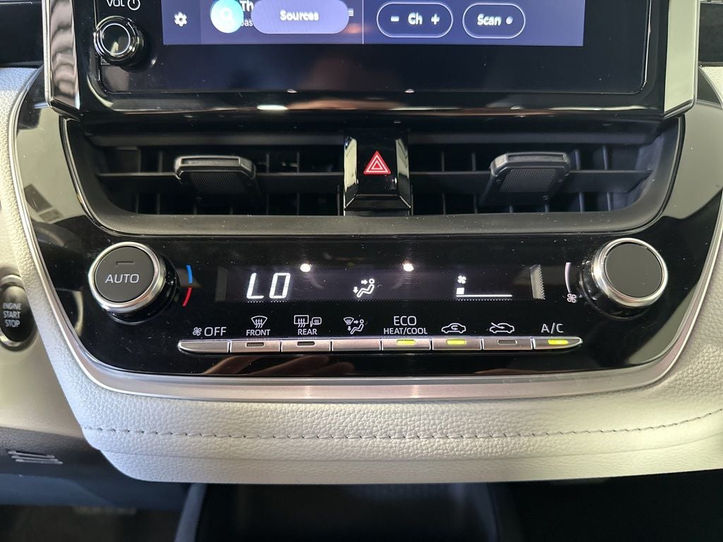 2025 Toyota Corolla SE
