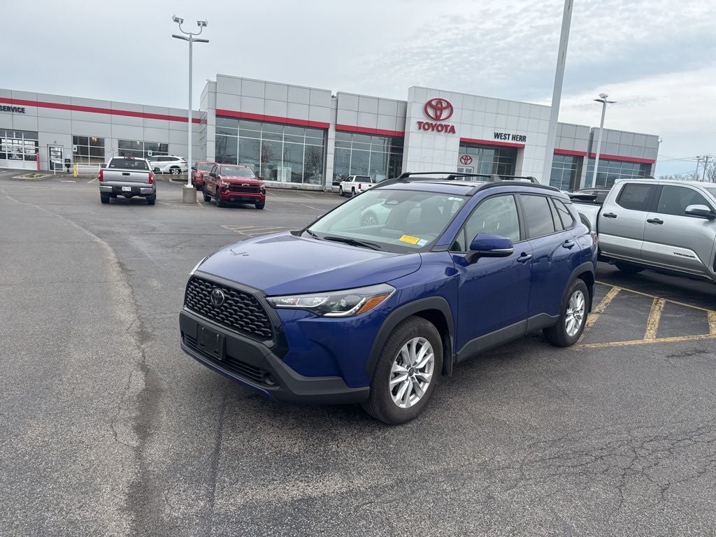 2023 Toyota Corolla Cross LE