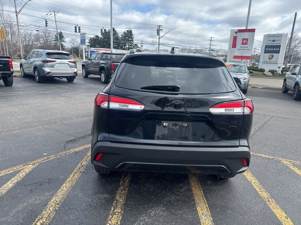 2023 Toyota Corolla Cross LE