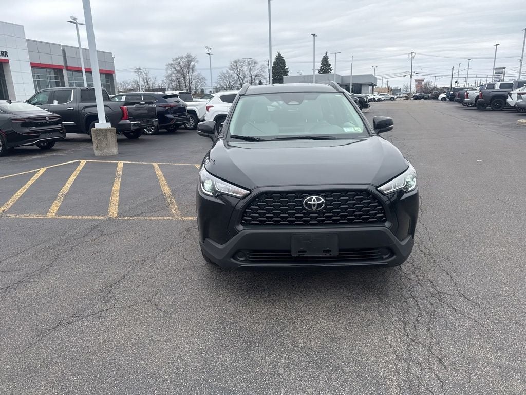 2024 Toyota Corolla Cross LE