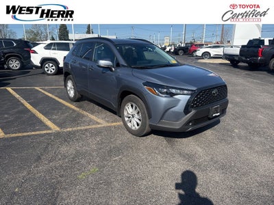 2024 Toyota Corolla Cross LE