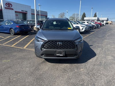 2024 Toyota Corolla Cross LE
