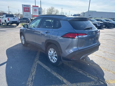 2024 Toyota Corolla Cross LE