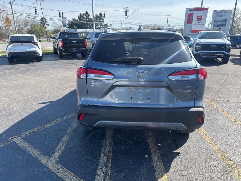 2024 Toyota Corolla Cross LE