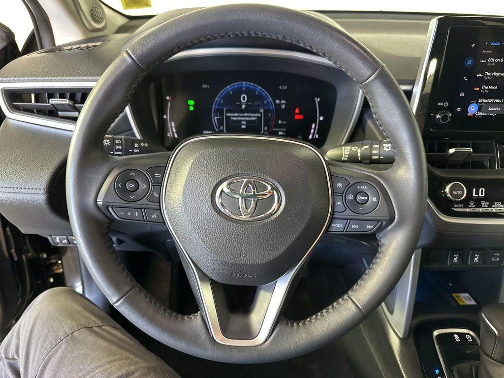 2023 Toyota Corolla Cross XLE