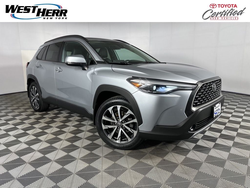 2022 Toyota Corolla Cross XLE