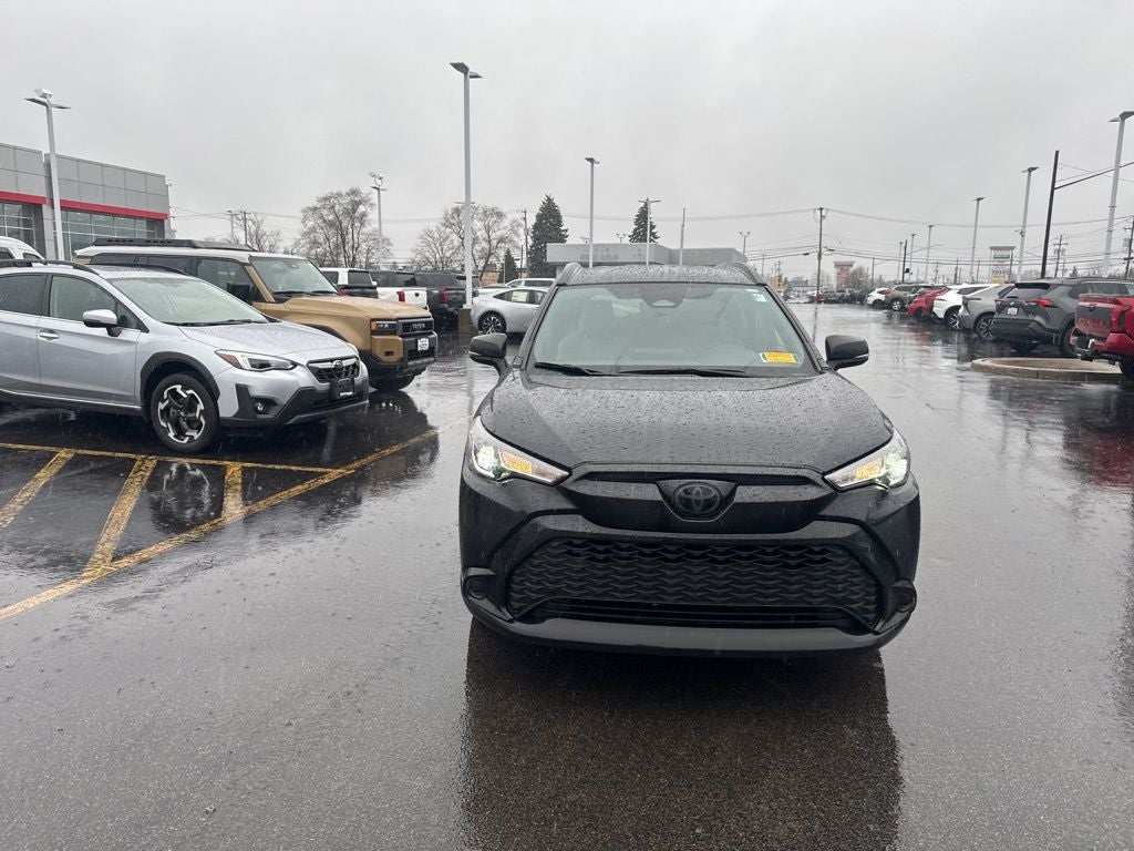 2023 Toyota Corolla Cross Hybrid SE