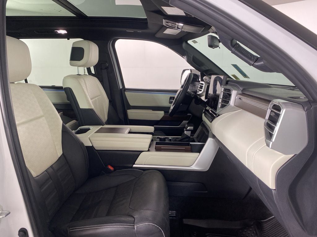 2024 Toyota Sequoia Capstone