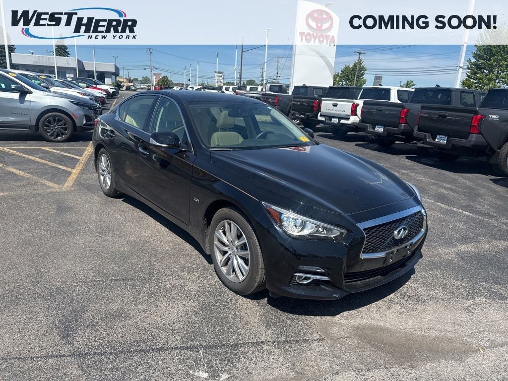 2017 INFINITI Q50 2.0t Premium