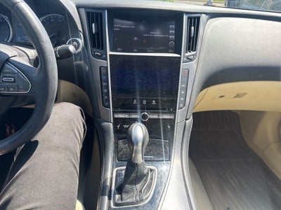2017 INFINITI Q50 2.0t Premium