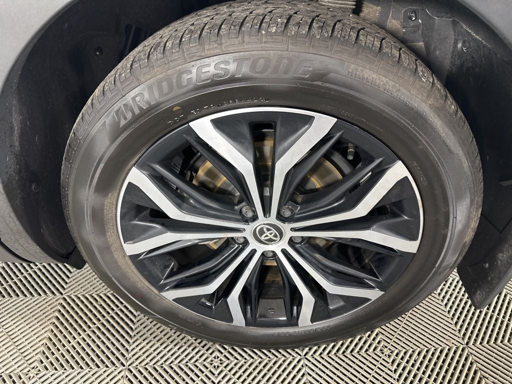 2024 Toyota Crown XLE