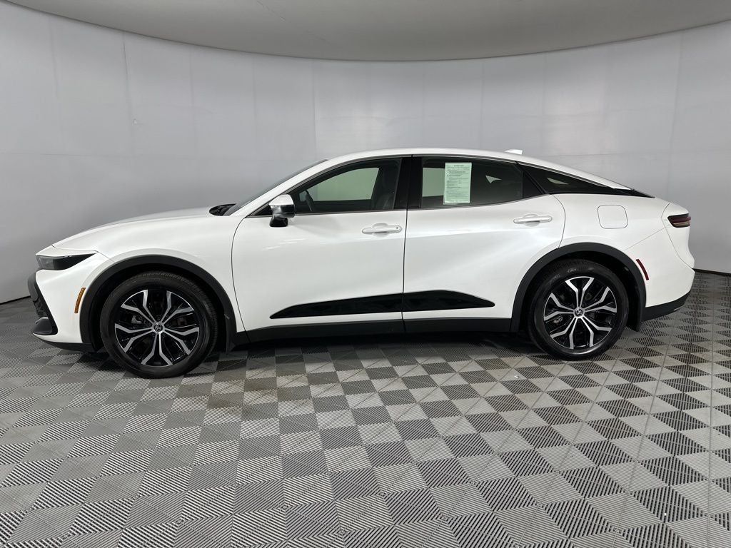 2024 Toyota Crown XLE