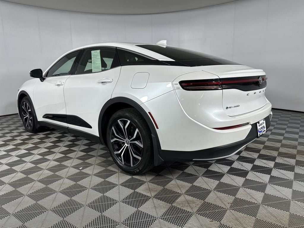 2024 Toyota Crown XLE