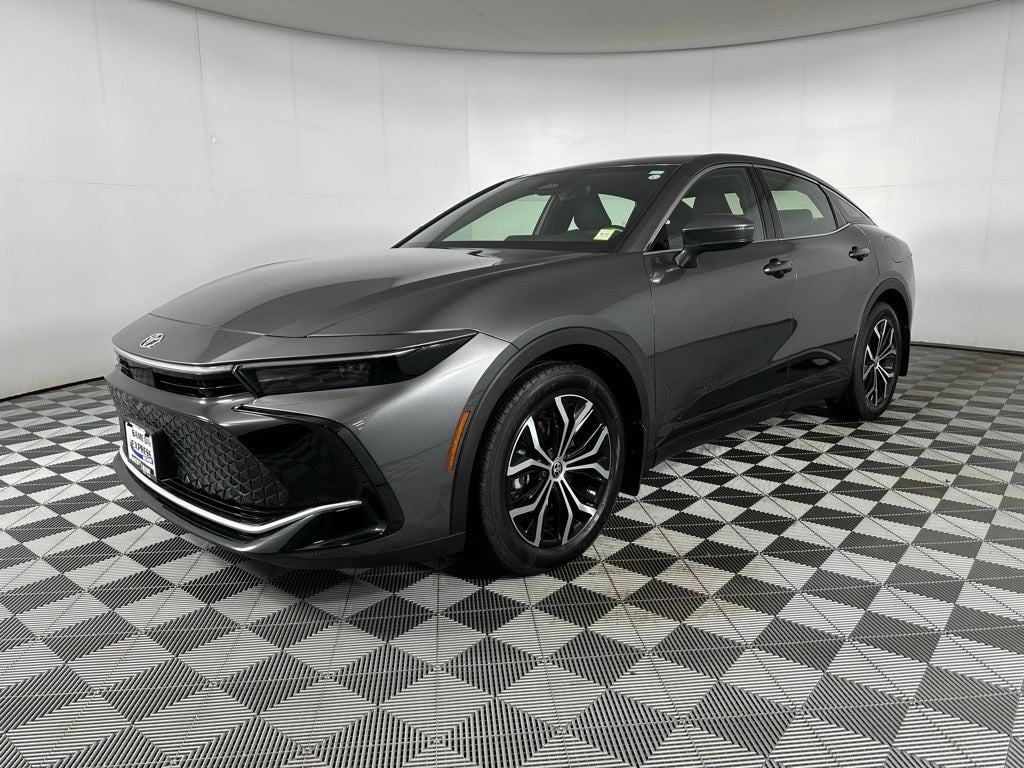 2024 Toyota Crown XLE