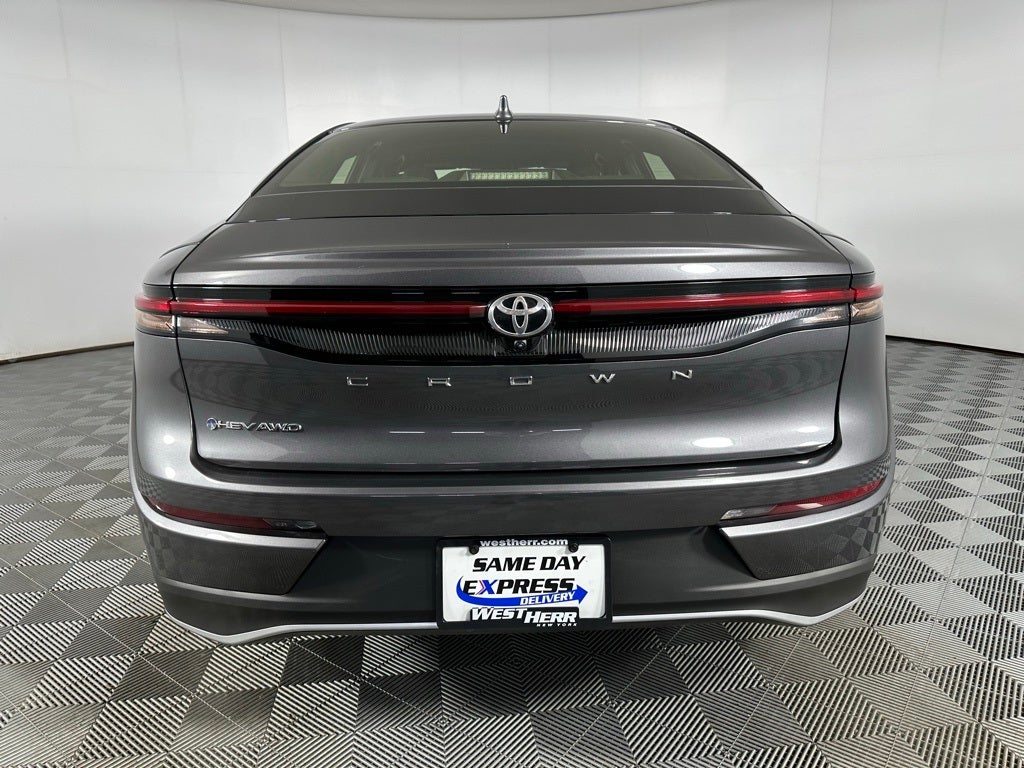 2024 Toyota Crown XLE