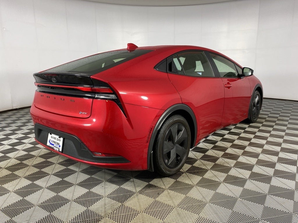 2024 Toyota Prius LE