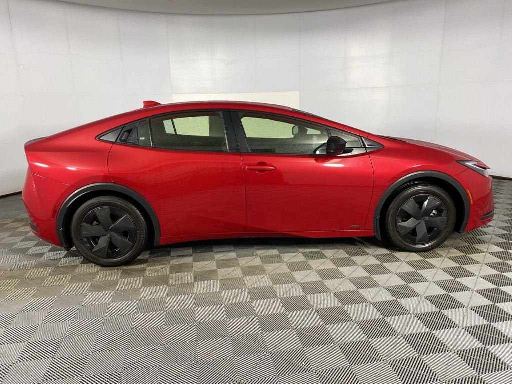 2024 Toyota Prius LE