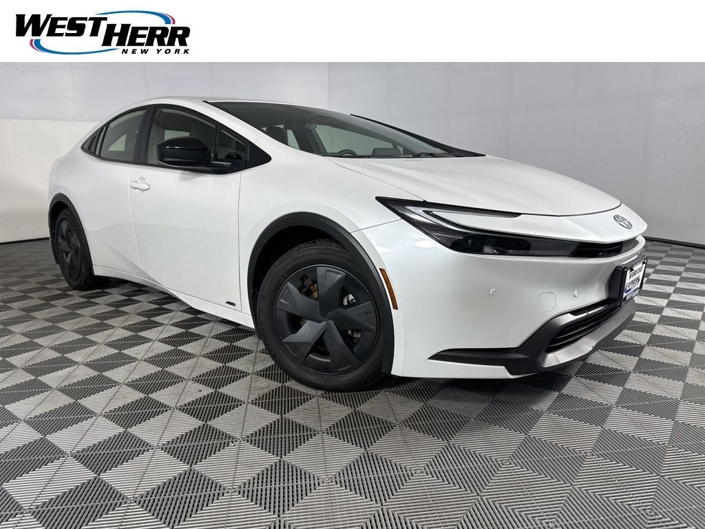 2024 Toyota Prius LE