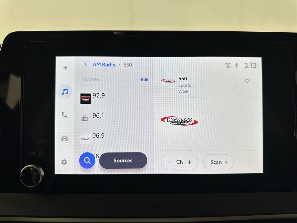 2024 Toyota Prius LE