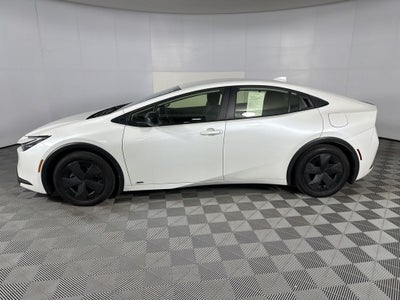 2024 Toyota Prius LE