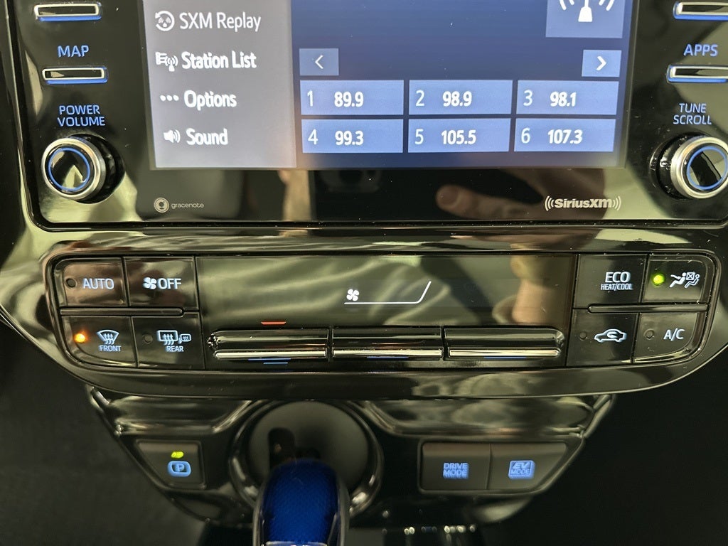 2021 Toyota Prius XLE