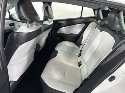 2021 Toyota Prius XLE