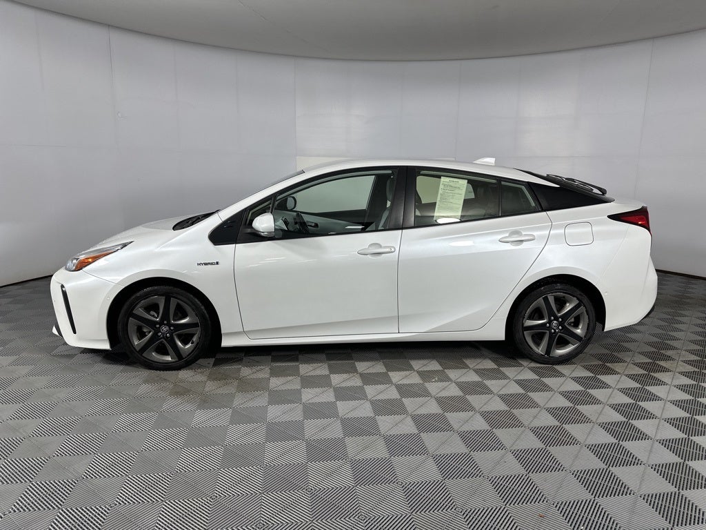 2021 Toyota Prius XLE