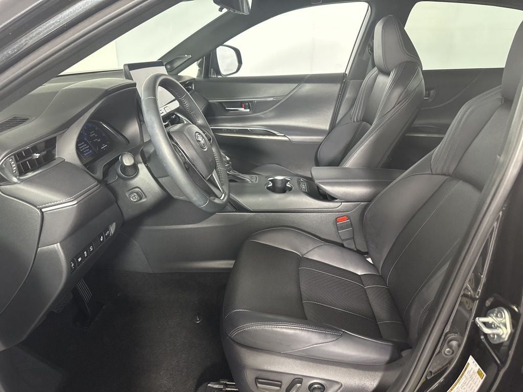 2024 Toyota Venza LE