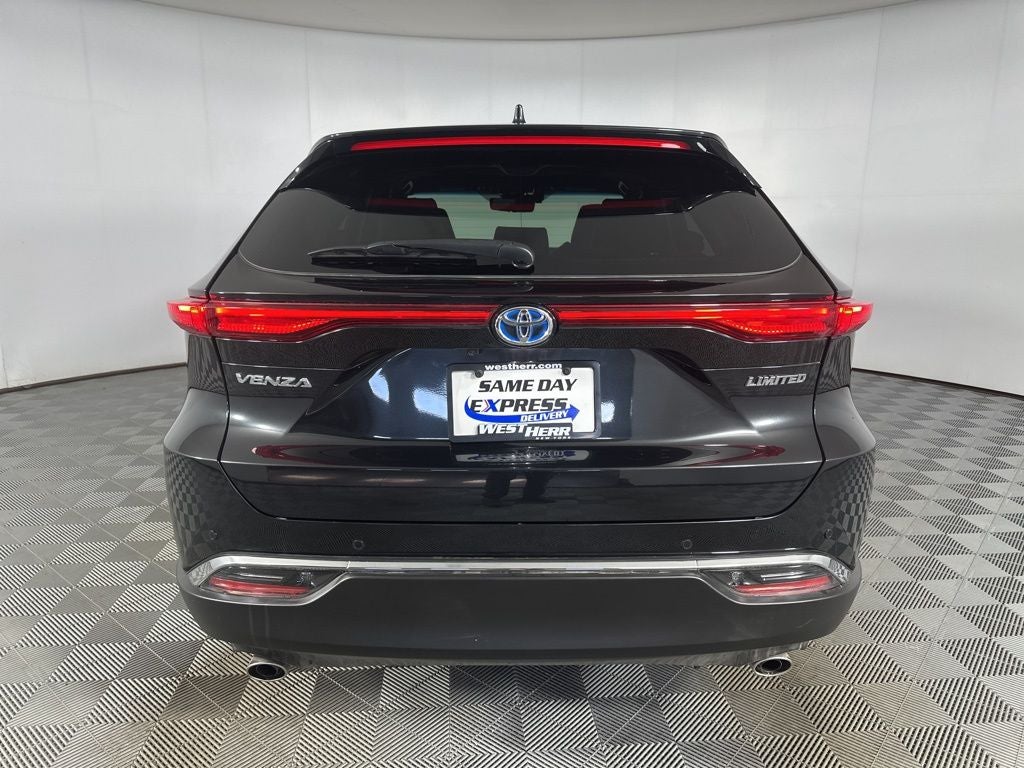 2024 Toyota Venza LE