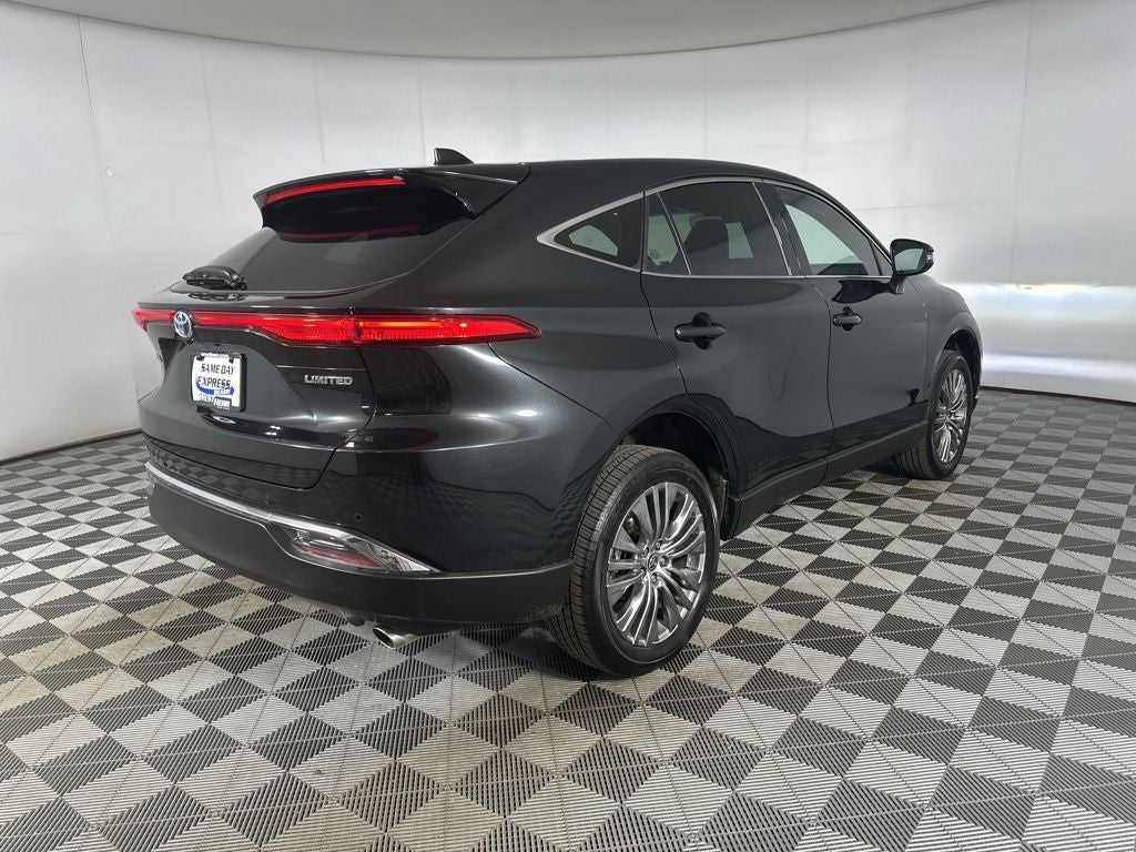 2024 Toyota Venza LE