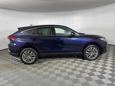 2024 Toyota Venza XLE