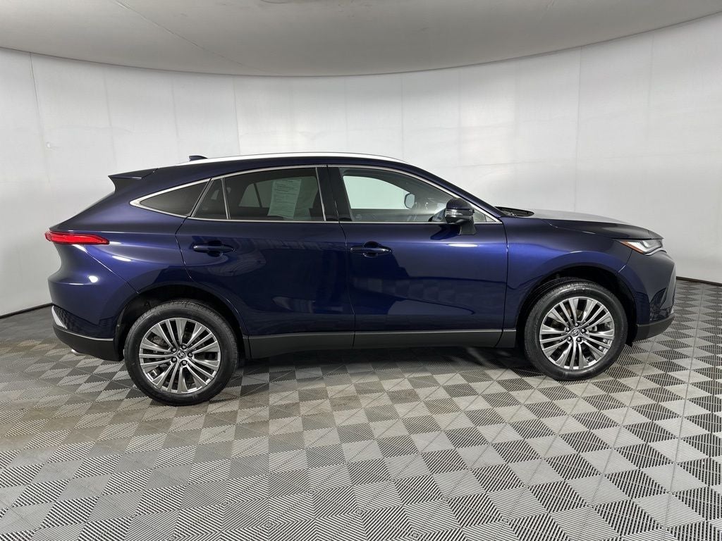 2024 Toyota Venza XLE