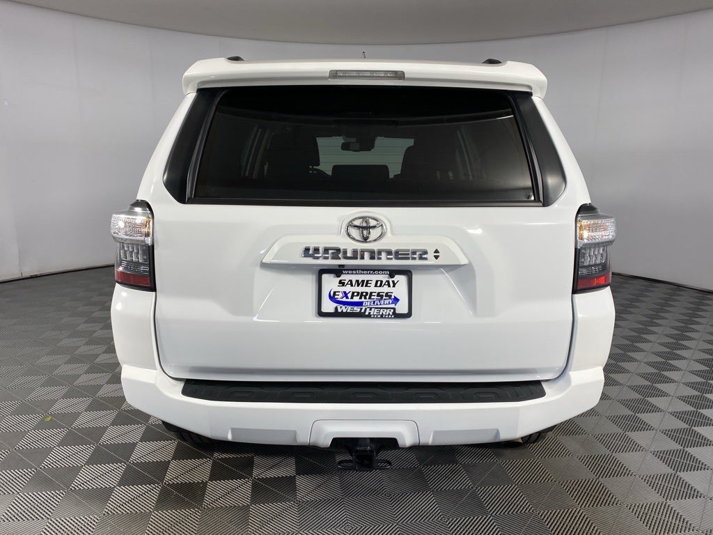 2024 Toyota 4Runner SR5