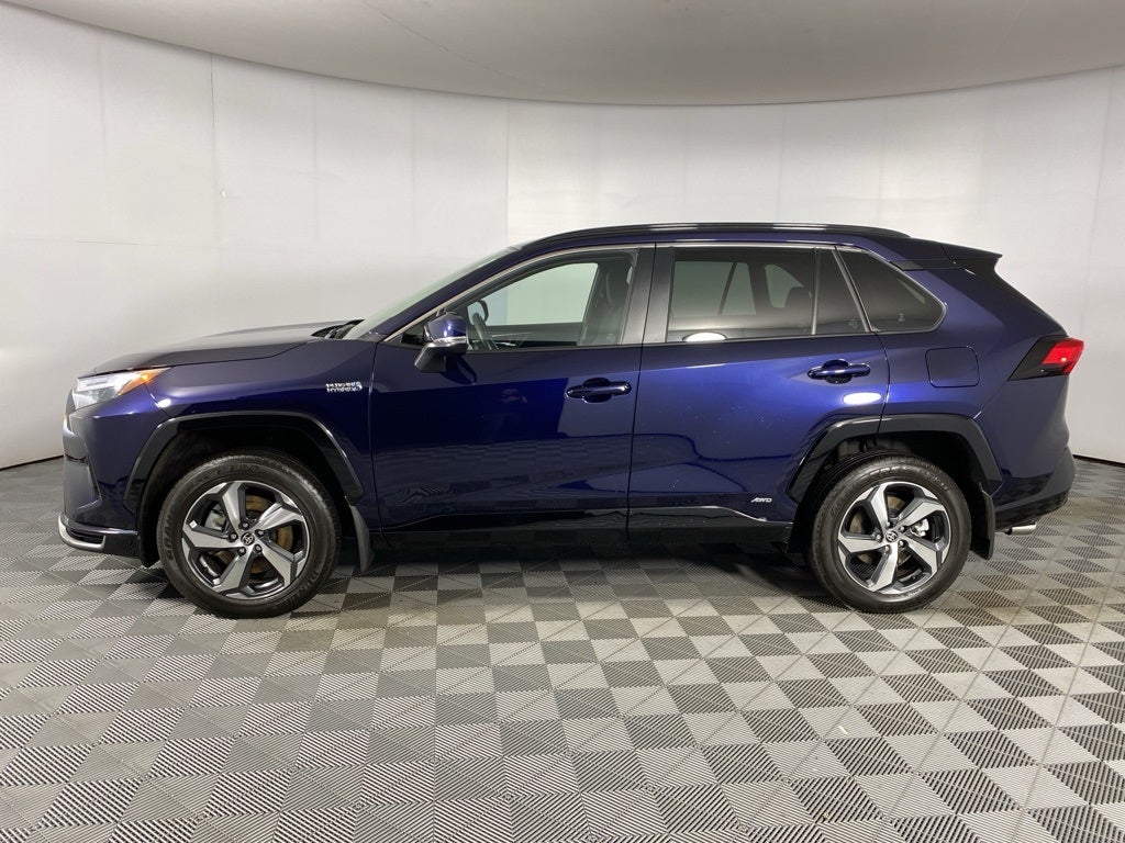 2024 Toyota RAV4 Prime SE