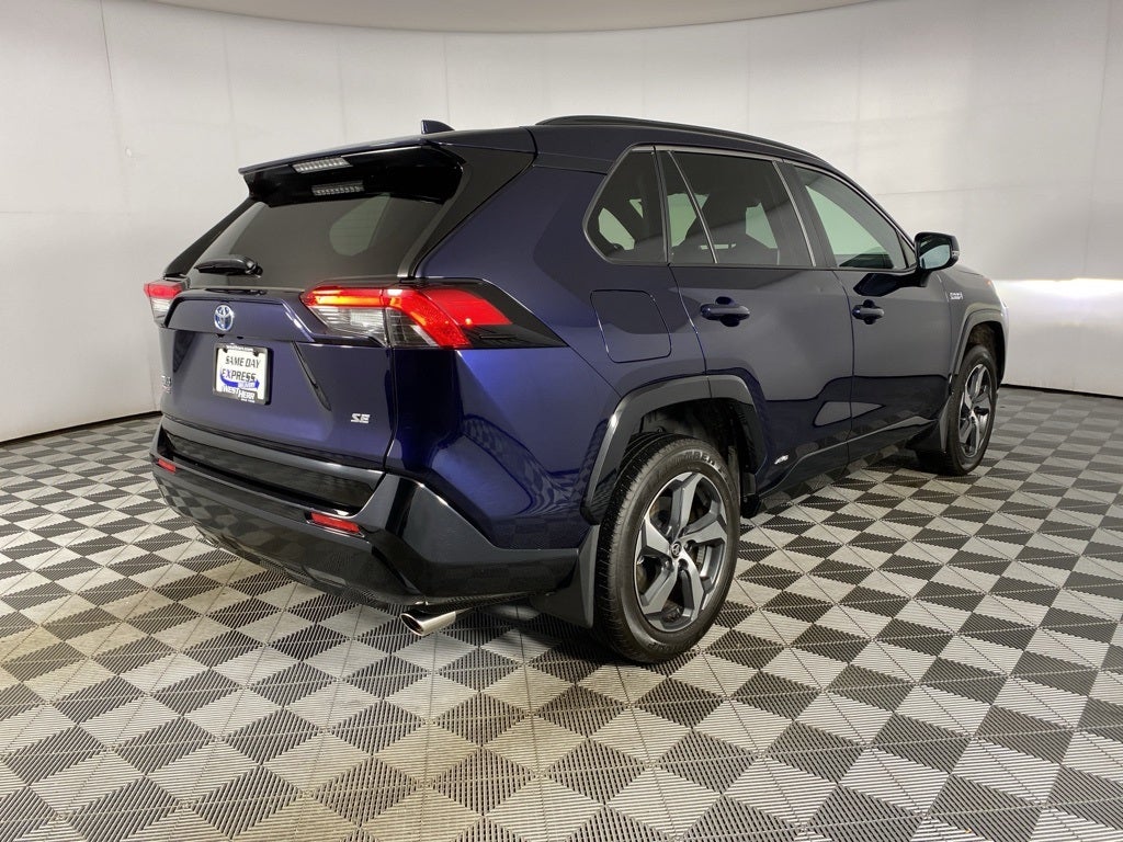 2024 Toyota RAV4 Prime SE