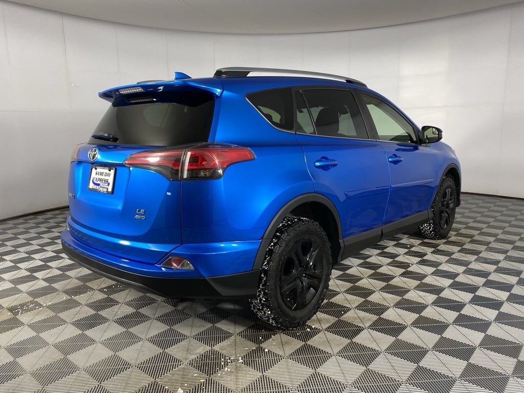 2018 Toyota RAV4 LE