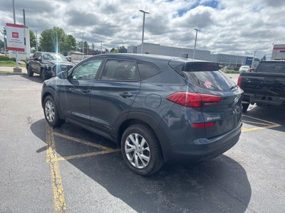 2021 Hyundai TUCSON SE