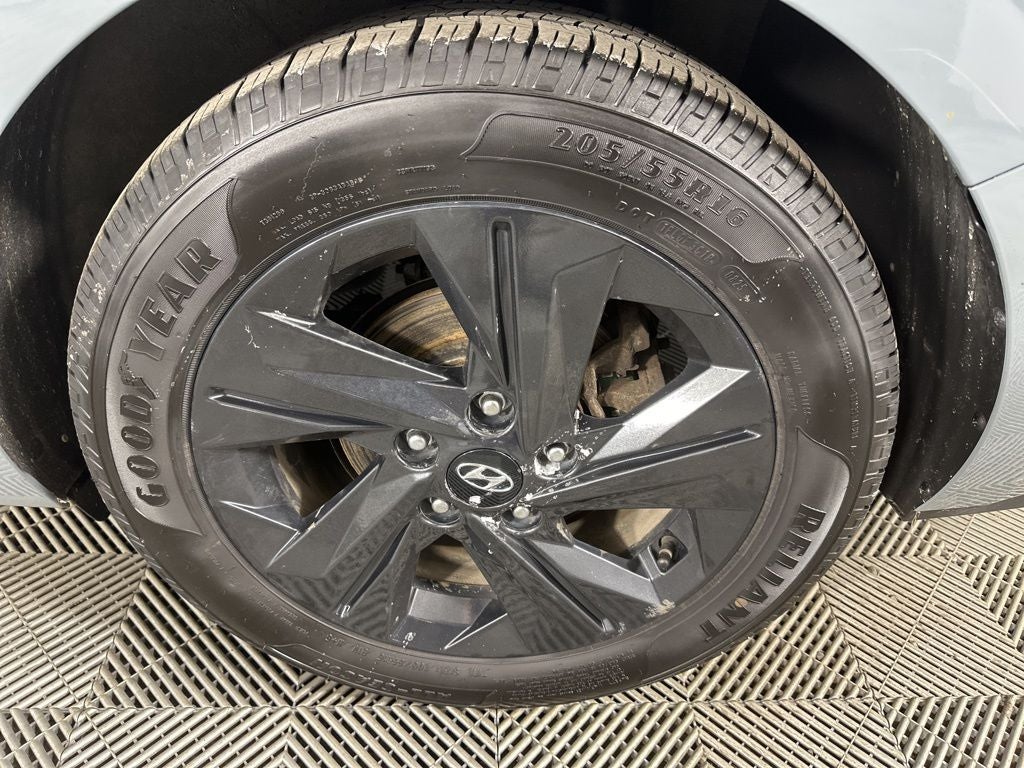 2023 Hyundai ELANTRA HYBRID Blue